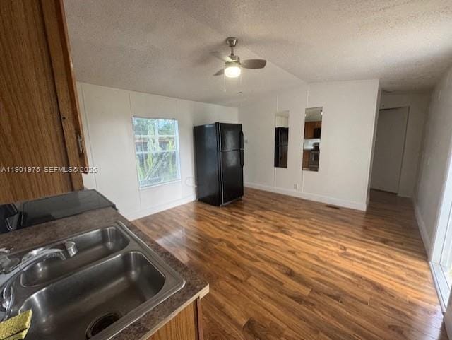 Building Photo - 5923 Oroverde Blvd