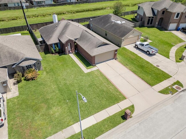 Foto del edificio - 15110 Diamond Way