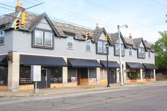 Building Photo - 47 Parsons Ave
