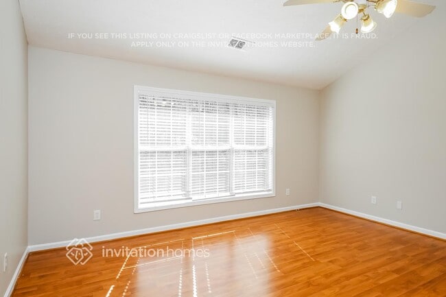 Building Photo - 1490 Highland Farm Dr