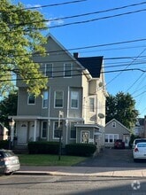 Building Photo - 97 Park Rd