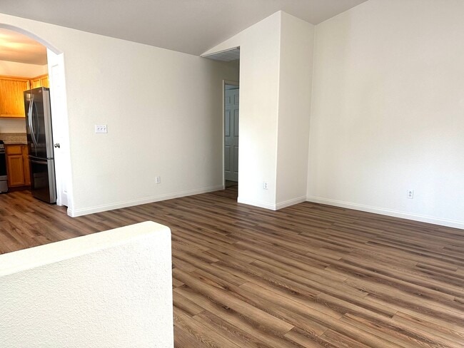 Building Photo - 183 Caswell Ct