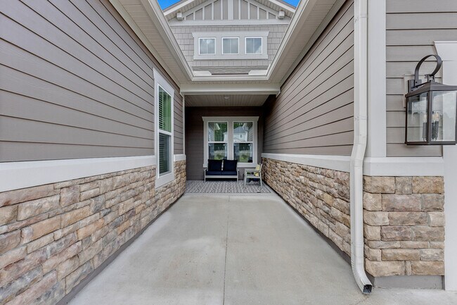 Building Photo - 179 Fresnel Ln