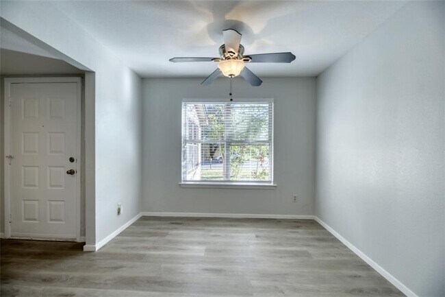 Foto del edificio - 11310 Powder Mill Trail