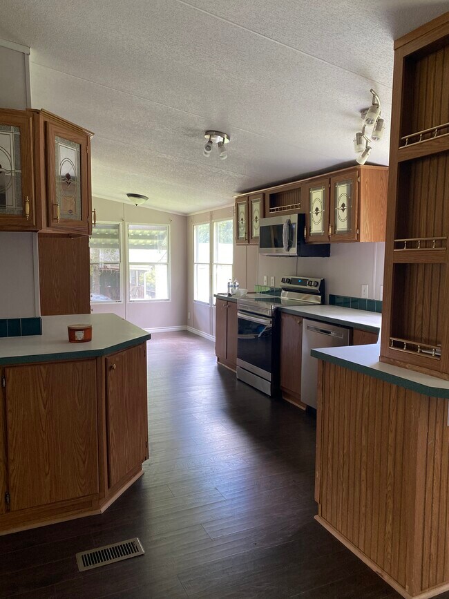 Foto del edificio - 23806 Brushy Oaks St