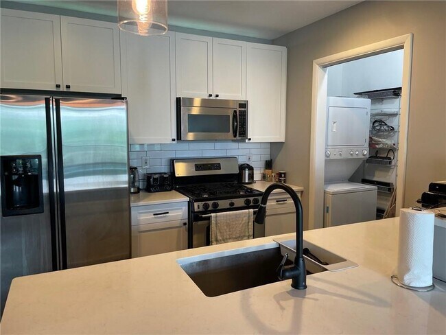 Foto del edificio - 845 Spring St NW