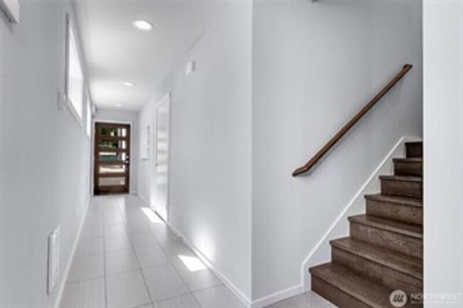 Foto del edificio - 732 26th Ave S