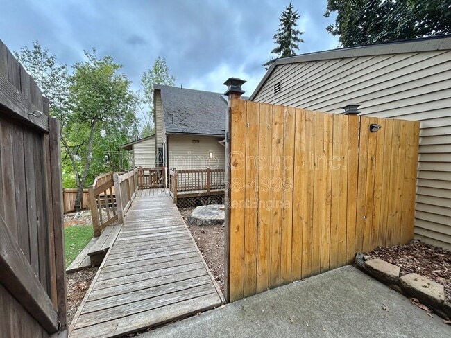 Foto del edificio - 4905 SW 152nd Ave