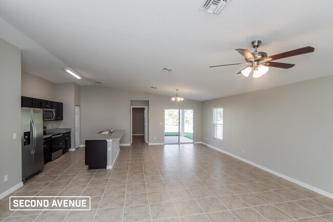 Foto del edificio - 3195 ASPEN RD SE