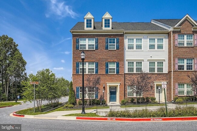 Building Photo - 7588 Warburg Way