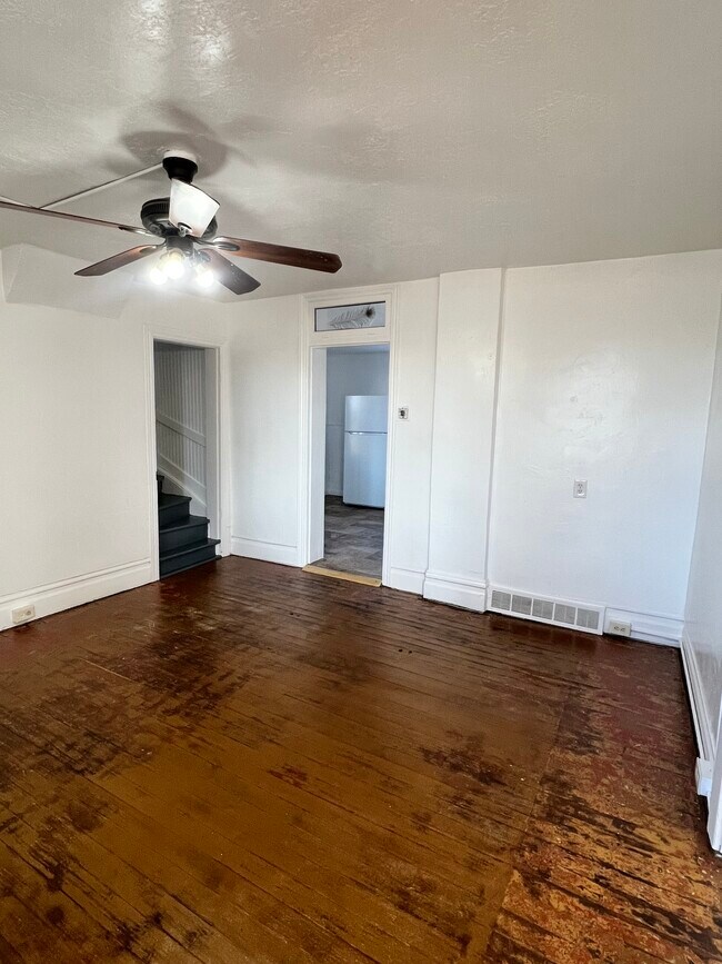 Foto del edificio - 749 Park Dr