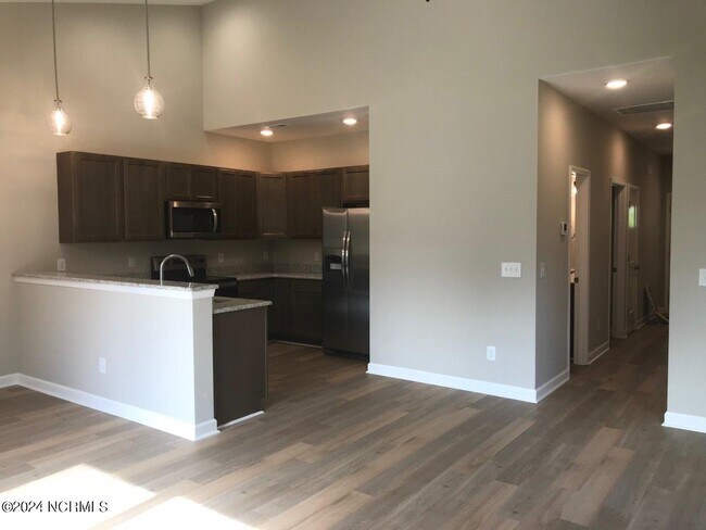 Building Photo - 186 Lincoln Pl Cir