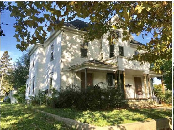 Hermoso apartamento tipo mansión en un magnífico vecindario con árboles - 816 S Boots St