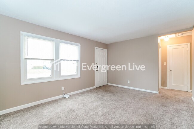 Foto del edificio - 2365 Lindale Rd