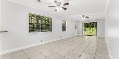 Foto del edificio - 5288 Treetops Dr