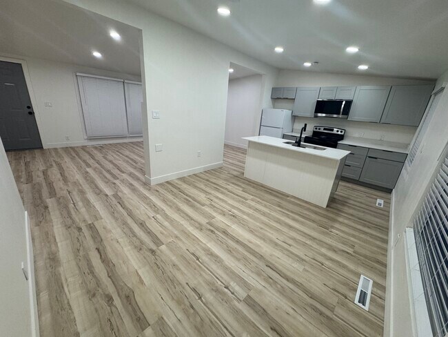 Foto del edificio - 2171 W Kirkham Way