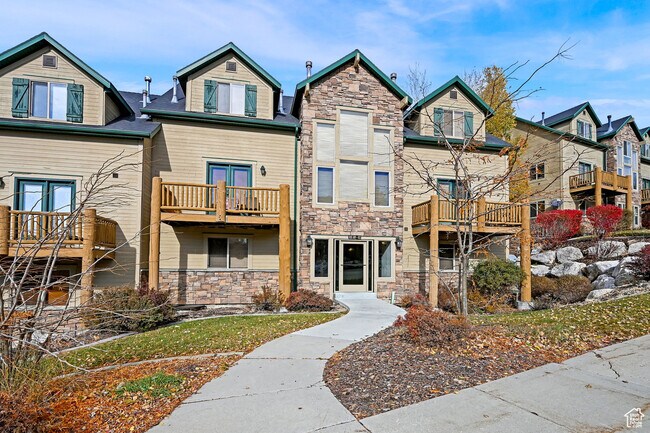Foto del edificio - 3521 N Fox Run Dr