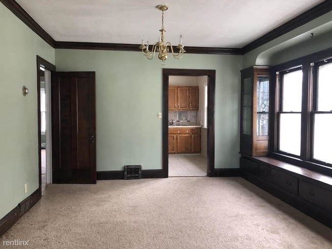 Foto del edificio - 10106 Greenview Ave