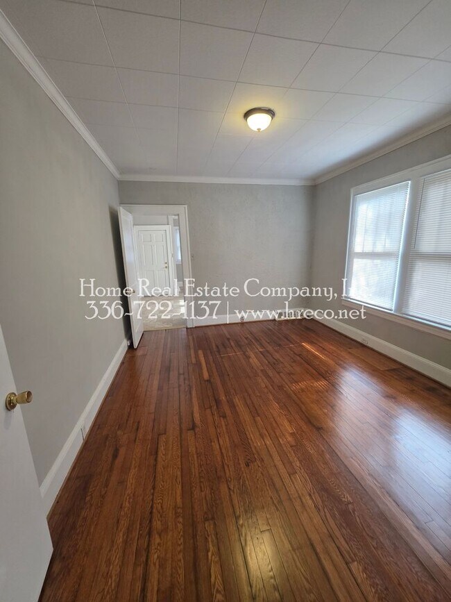 Foto del edificio - 4007 Indiana Ave