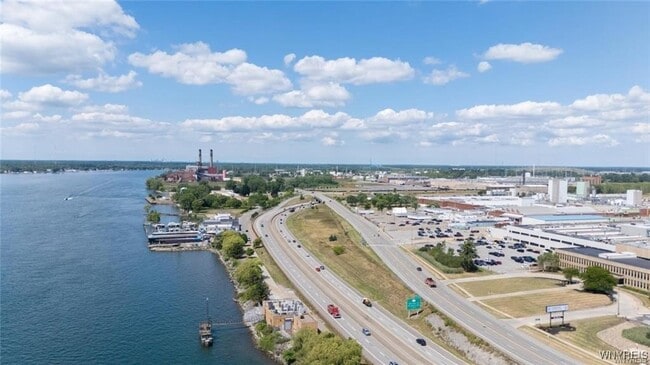 Foto del edificio - 2877 Niagara St