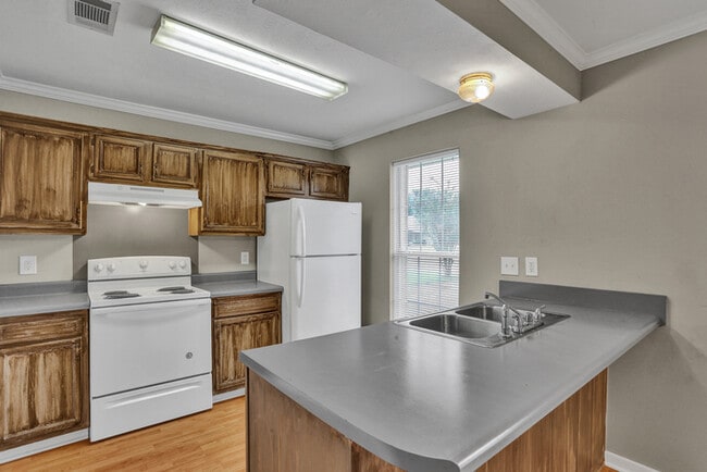 Building Photo - 4340 Blaine Cir