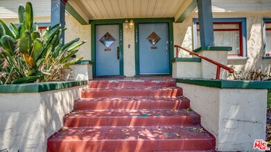 Building Photo - 1130 S Hoover St