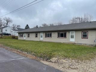 Primary Photo - 916 S Creve Coeur Ave