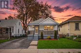 Building Photo - 215 Highbury Ave N
