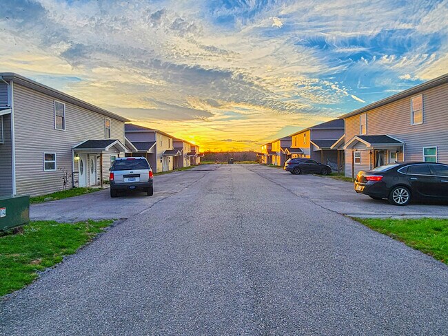 Foto del edificio - Laurel Flats LLC.