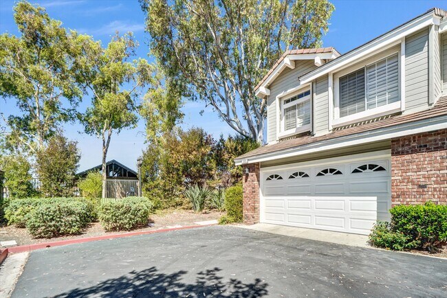 Foto del edificio - 13635 Almond St