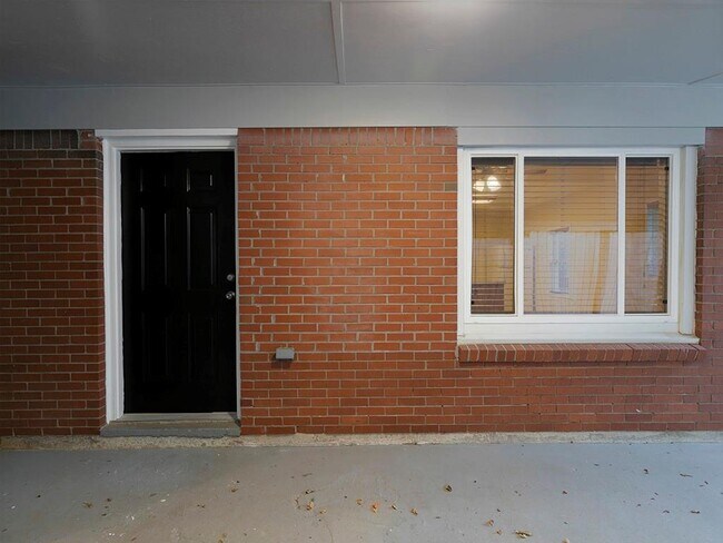 Building Photo - 2166 Hanfred Ct