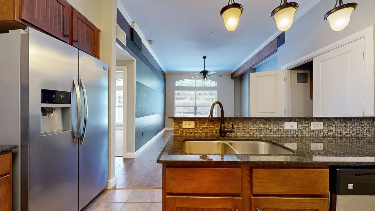 Photo - Square 9 Apartments