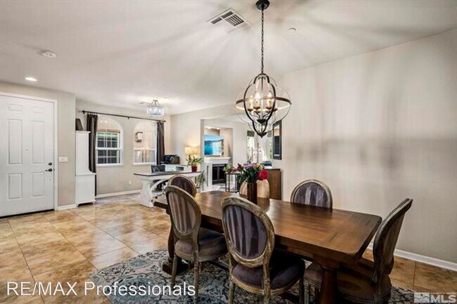 Building Photo - 3 br, 2.5 bath House - 1805 Wind Ranch Roa...
