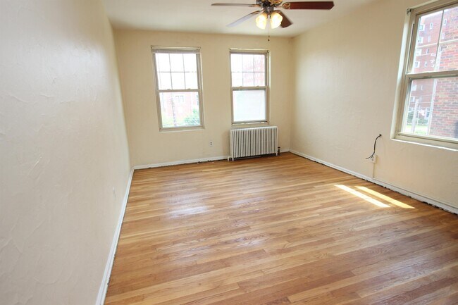 Foto del edificio - 137 N Craig St