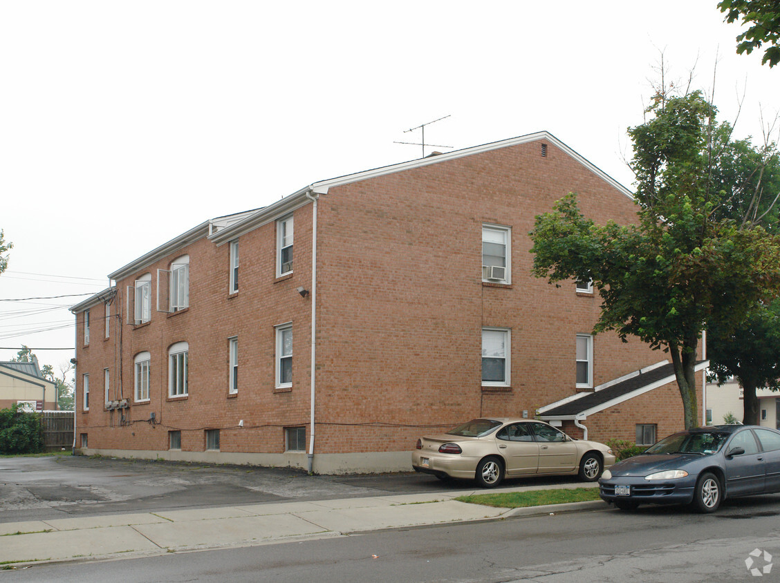 Foto del edificio - 2629 Elmwood Ave