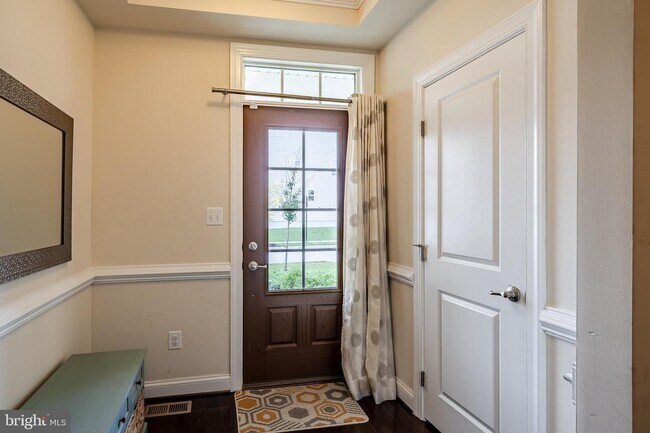 Foto del edificio - 424 Quarry Point Rd