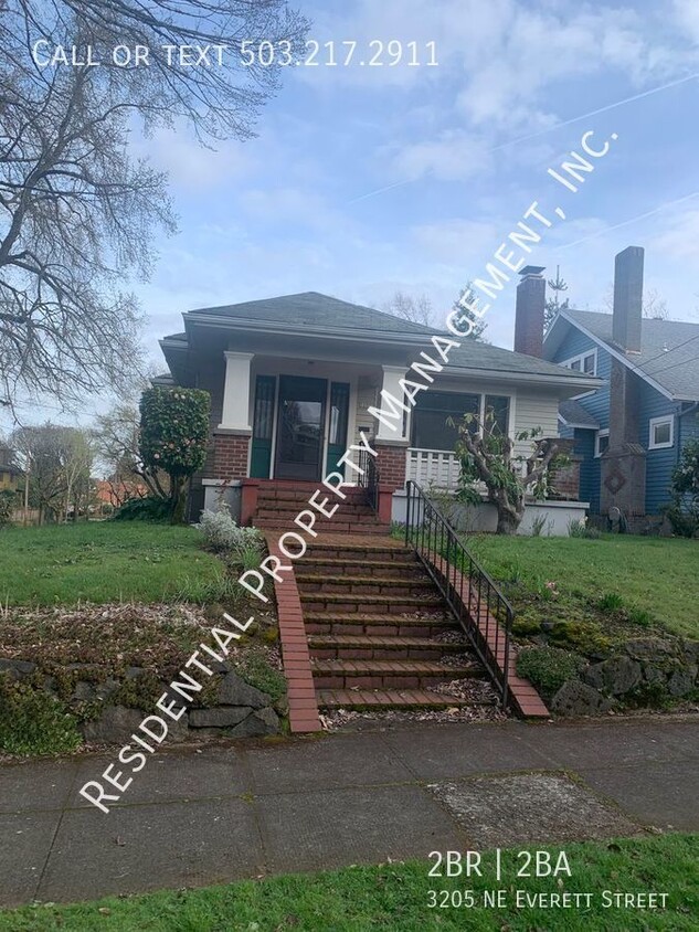 Foto principal - Laurelhurst Portland Bungalow on Corner Lot!