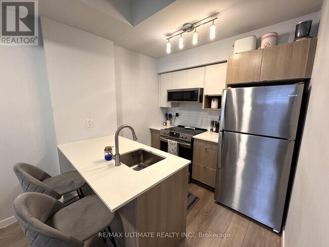 Photo du bâtiment - 1135 Cooke Blvd.