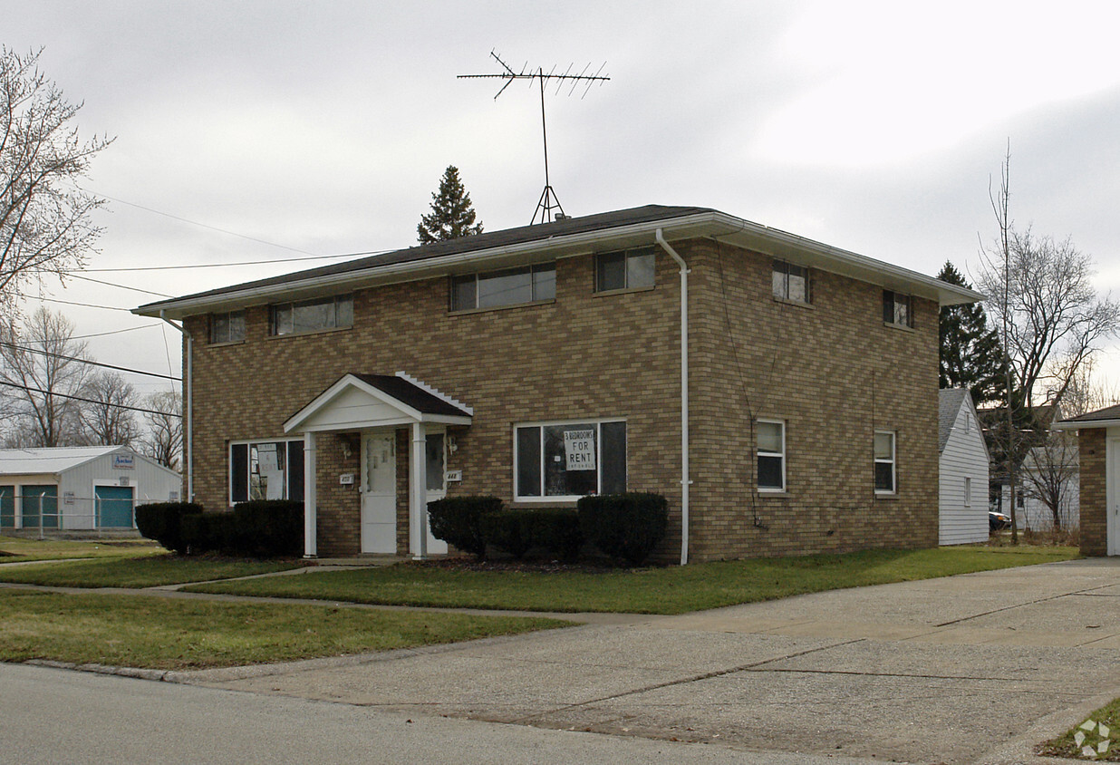 Building Photo - 448 Georgia Ave