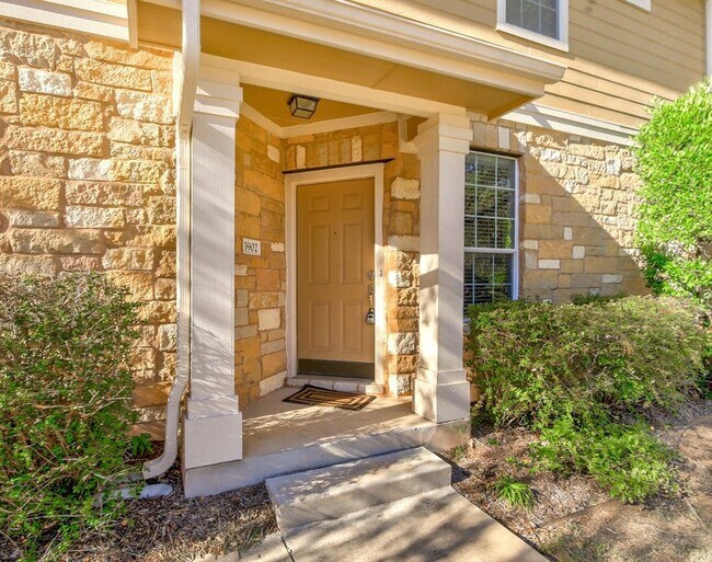 Foto del edificio - 16100 S Great Oaks Dr
