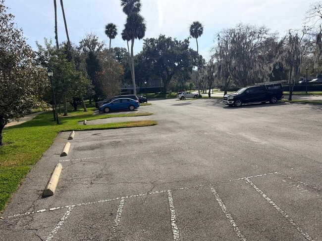 Foto del edificio - 429 Sheoah Blvd