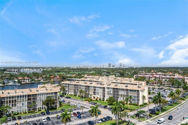 Building Photo - 600 Three Islands Boulevard