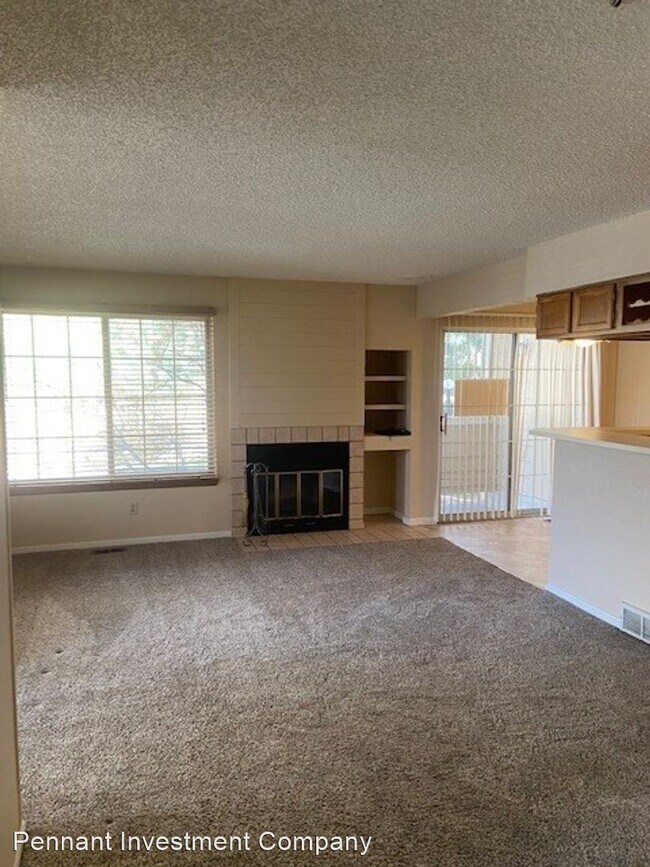 Building Photo - 2 br, 2 bath House - 6036 Gunbarrel Ave Un...