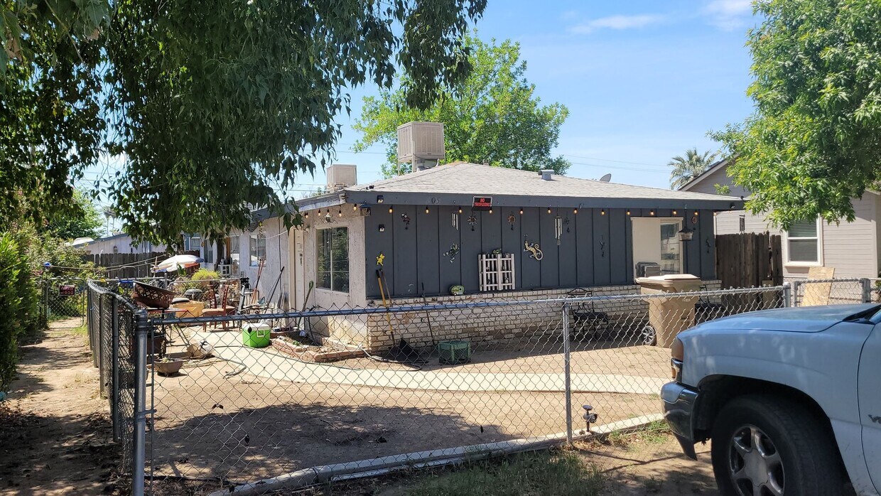 Primary Photo - 605 El Tejon Ave
