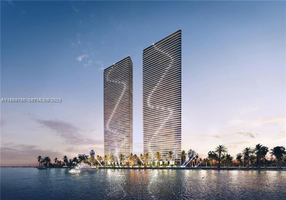 Photo - 700 NE 24 unit 2206 (A11869755)