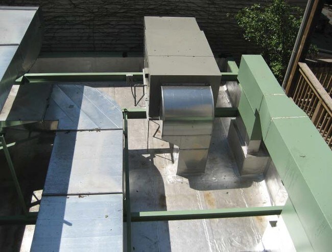 Foto del edificio - 901-903 W Armitage Ave