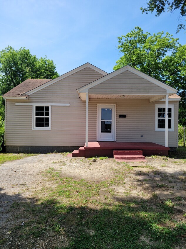 Foto principal - 129 E Walnut St