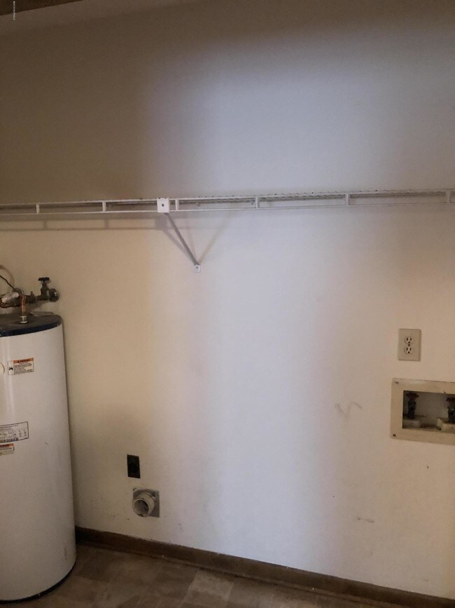 Foto del edificio - 1502 Hooker Rd