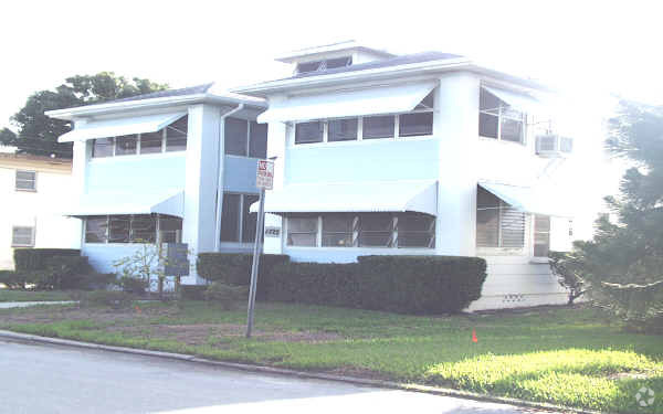 Building Photo - 1717 5th St N