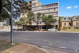 Building Photo - 1800 Lavaca St